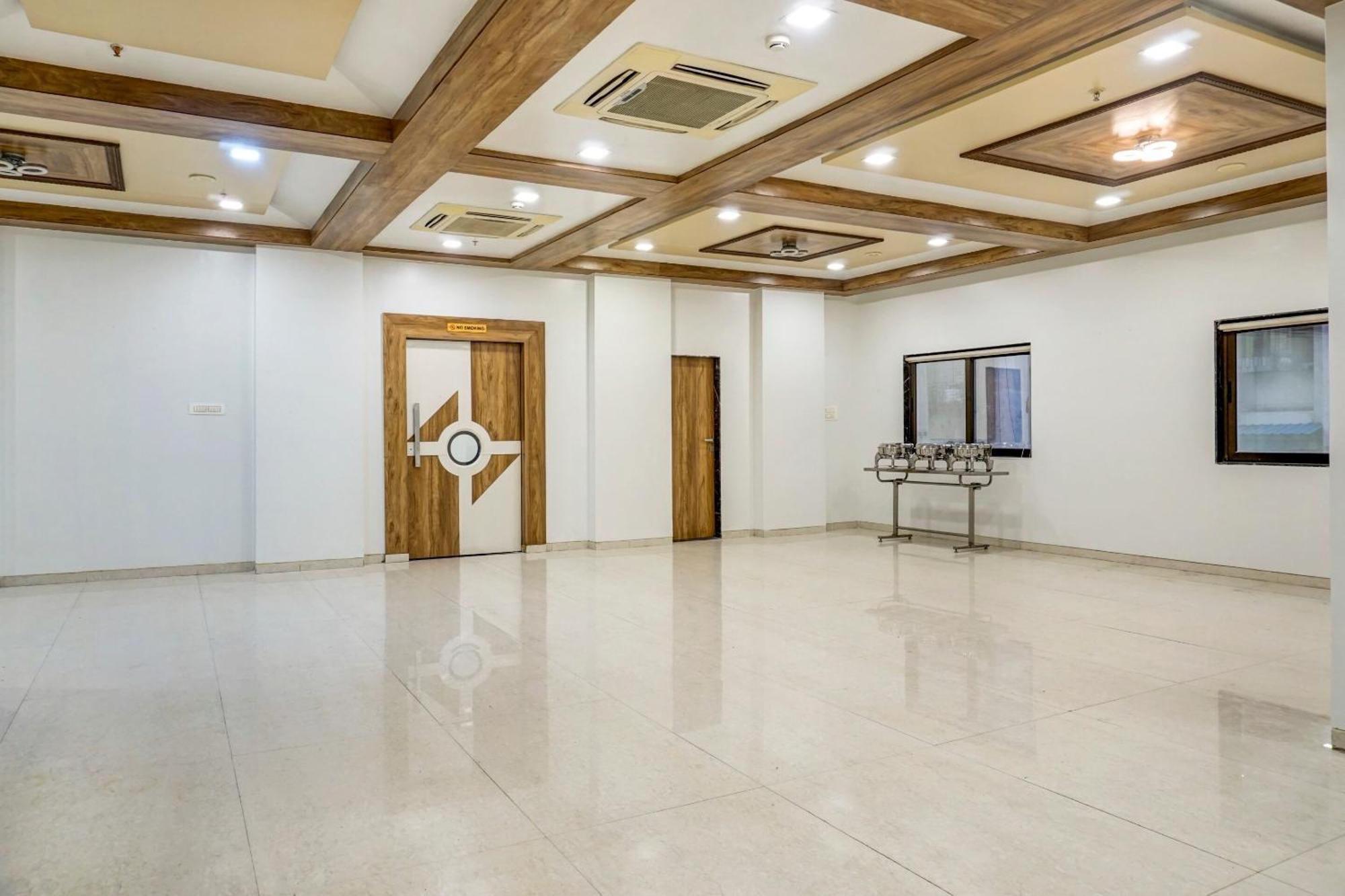 Hotel Tej Inn Plaza Near Igi Airport Delhi ニューデリー エクステリア 写真